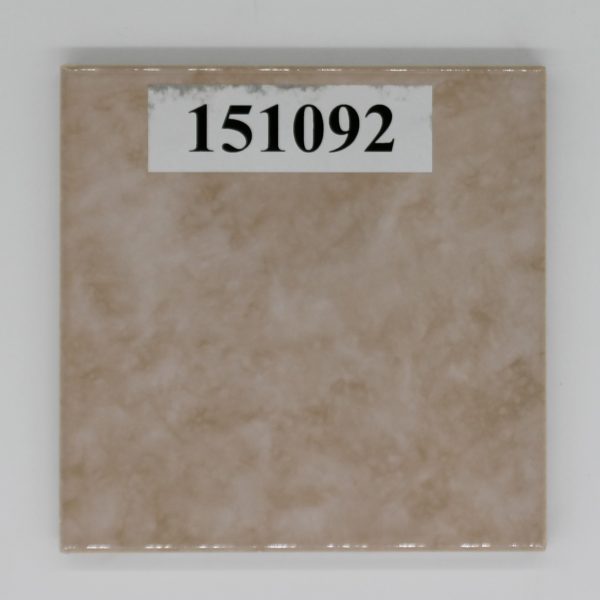 V&B 15x15cm Majolika 67 Art.1101 Farbe 621 Nuance 50 beige geflammt<!---151092--->