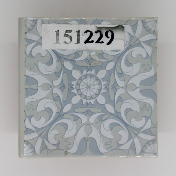 V&B Mettlach 15x15cm Dekor weiß blau grau<!---151229--->