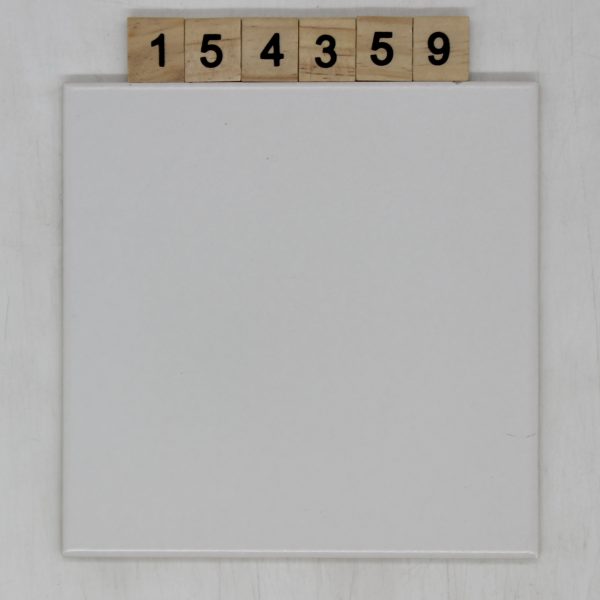 Sphinx Farbe weiß matt strukturiert 15x15cm<!---154359--->